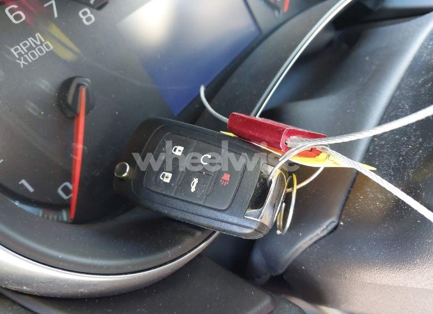 Photo 11 of 2019 Chevrolet Impala LT (VIN 1G11Z5S3XKU144819)