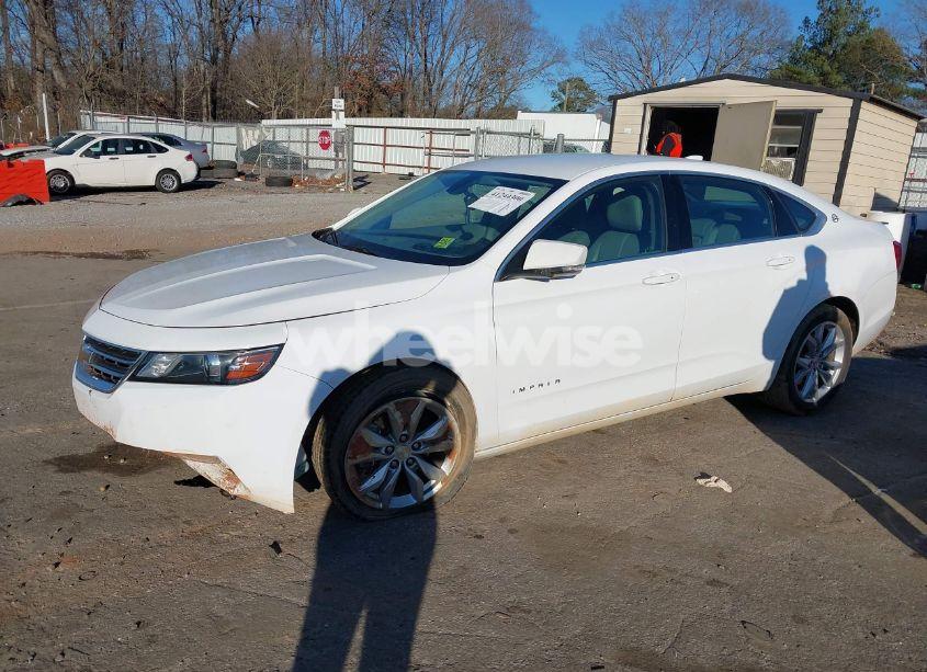 Photo 2 of 2019 Chevrolet Impala LT (VIN 1G11Z5S3XKU144819)