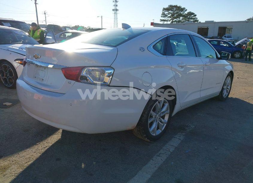 Photo 4 of 2019 Chevrolet Impala LT (VIN 1G11Z5S3XKU144819)