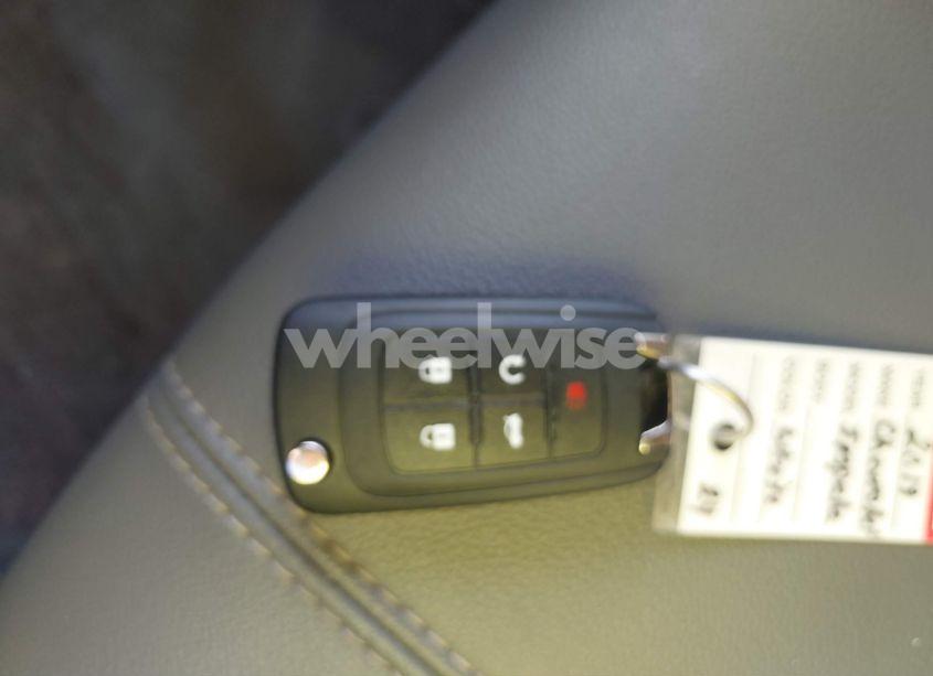 Photo 11 of 2019 Chevrolet Impala LT (VIN 1G11Z5SA0KU117059)