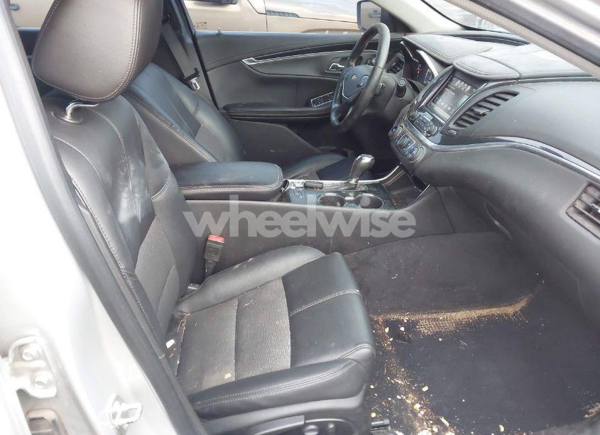 Photo 5 of 2019 Chevrolet Impala LT (VIN 1G11Z5SA0KU135772)