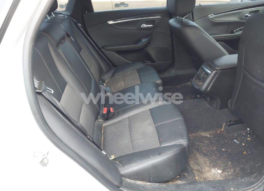 Photo 8 of 2019 Chevrolet Impala LT (VIN 1G11Z5SA0KU135772)