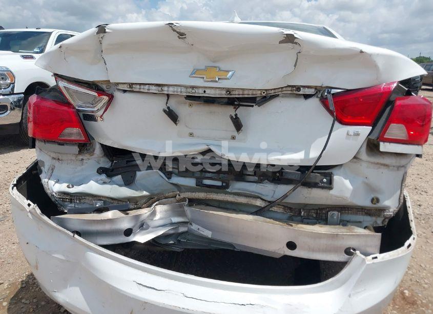 Photo 6 of 2016 Chevrolet Impala LS (VIN 1G11Z5SA2GU159546)