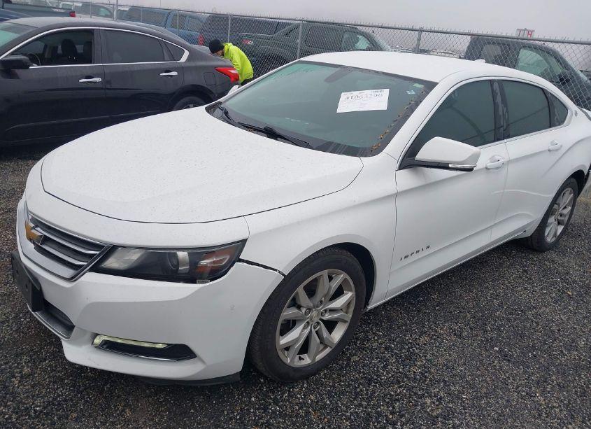 Photo 2 of 2019 Chevrolet Impala LT (VIN 1G11Z5SA2KU134087)