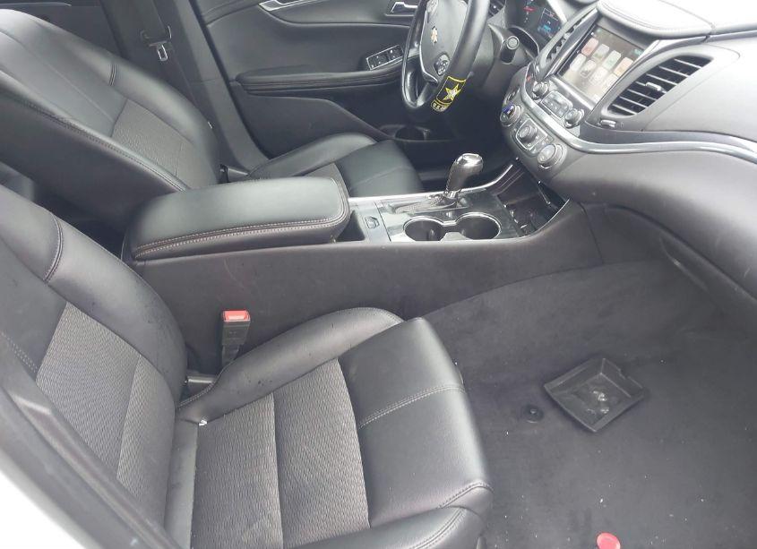 Photo 5 of 2019 Chevrolet Impala LT (VIN 1G11Z5SA2KU134087)