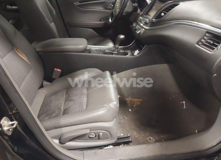 Photo 5 of 2019 Chevrolet Impala LT (VIN 1G11Z5SA4KU117551)