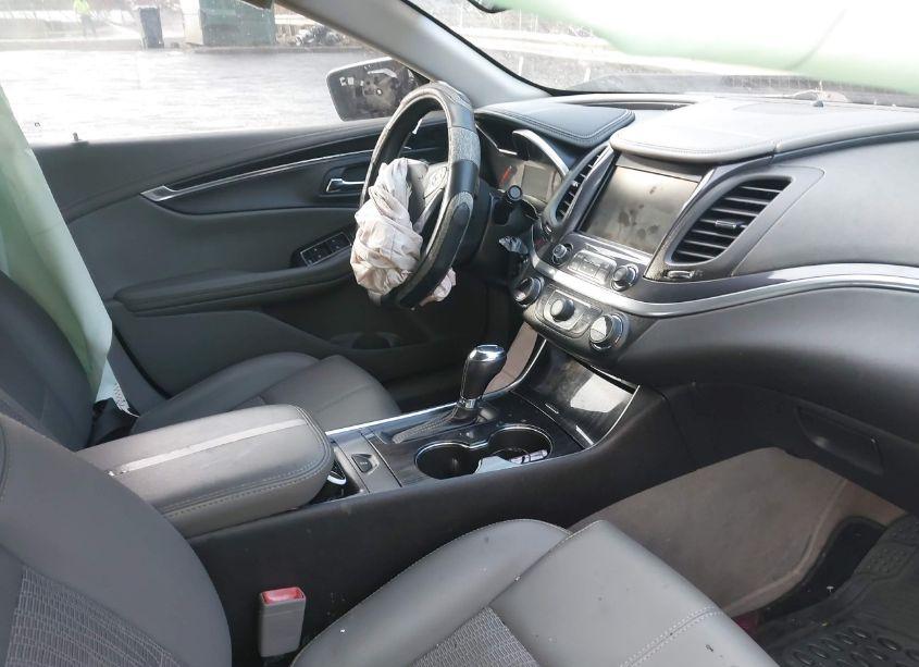 Photo 5 of 2019 Chevrolet Impala LT (VIN 1G11Z5SA4KU132082)