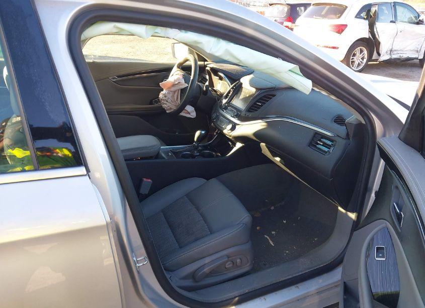 Photo 5 of 2018 Chevrolet Impala LS (VIN 1G11Z5SA7JU123407)