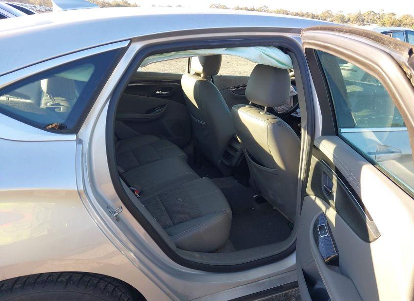 Photo 8 of 2018 Chevrolet Impala LS (VIN 1G11Z5SA7JU123407)