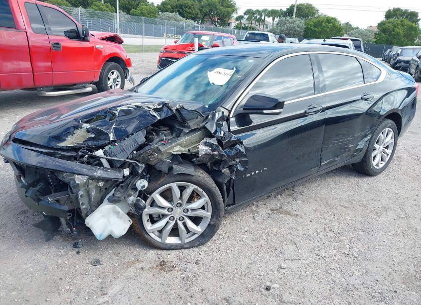 Photo 2 of 2019 Chevrolet Impala LT (VIN 1G11Z5SA8KU133722)