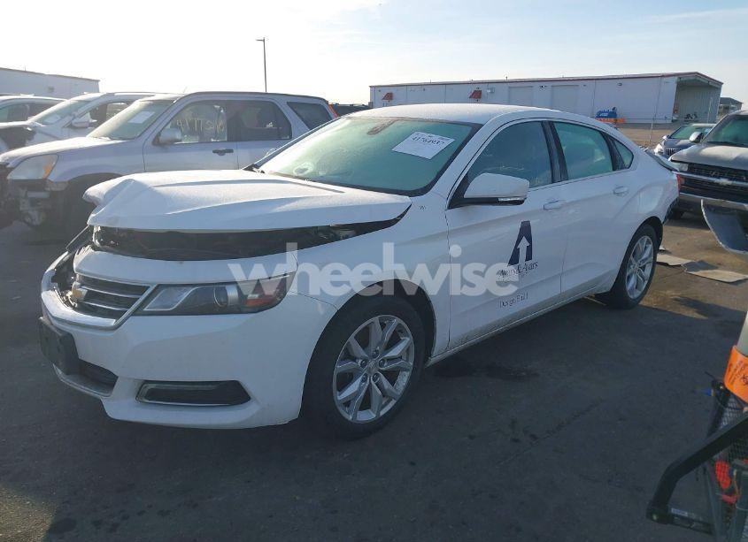 Photo 2 of 2019 Chevrolet Impala LT (VIN 1G11Z5SA8KU137852)