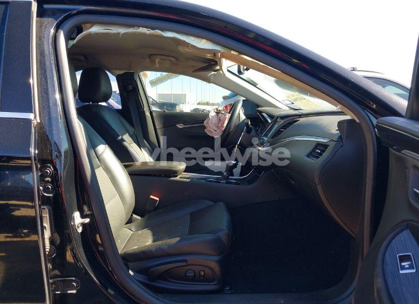 Photo 5 of 2019 Chevrolet Impala LT (VIN 1G11Z5SA9KU112507)