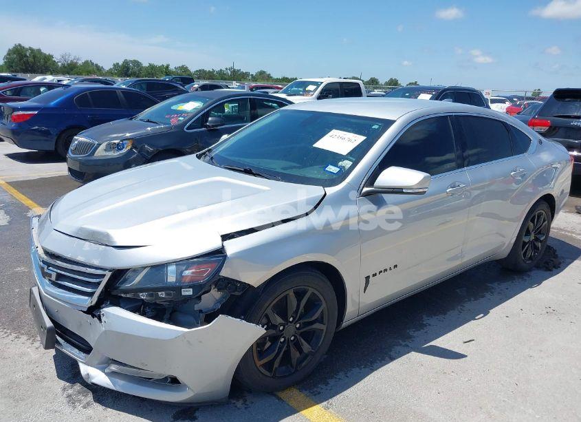 Photo 2 of 2019 Chevrolet Impala LT (VIN 1G11Z5SA9KU132174)