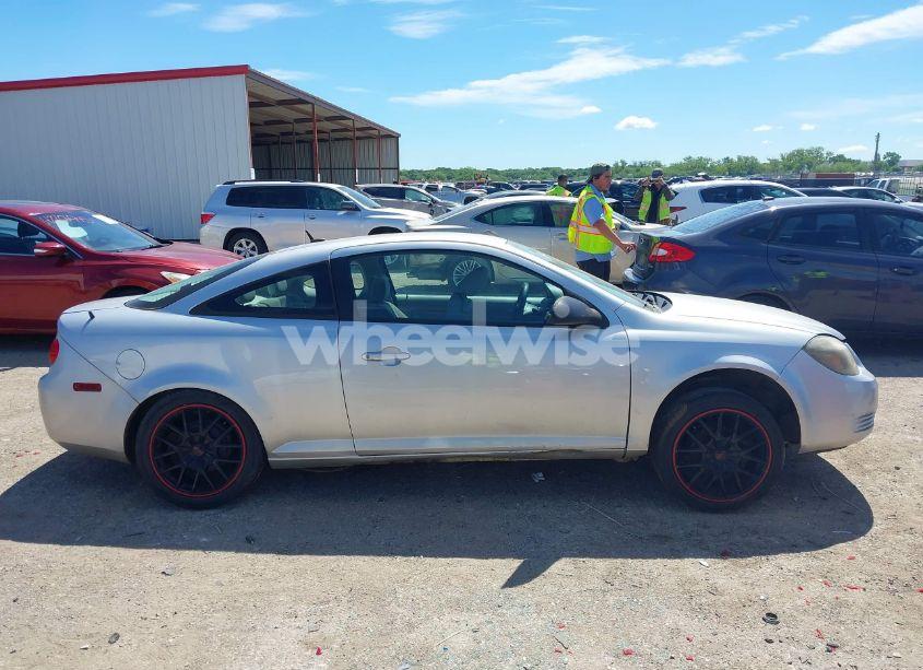 Photo 13 of 2010 Chevrolet Cobalt LS (VIN 1G1AB1F54A7200632)