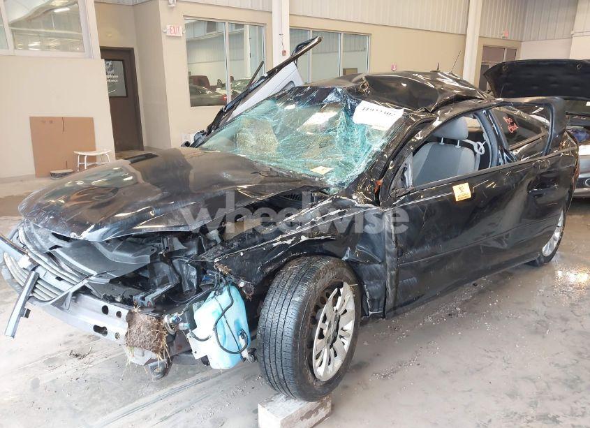 Photo 6 of 2010 Chevrolet Cobalt LS (VIN 1G1AB1F58A7133663)