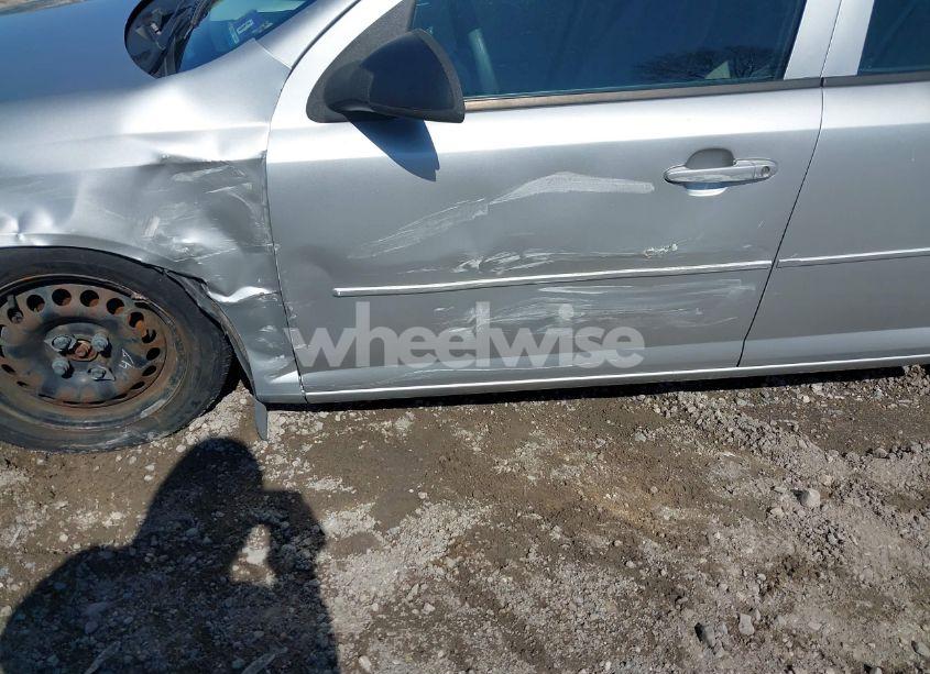 Photo 12 of 2010 Chevrolet Cobalt LS (VIN 1G1AB5F50A7197736)