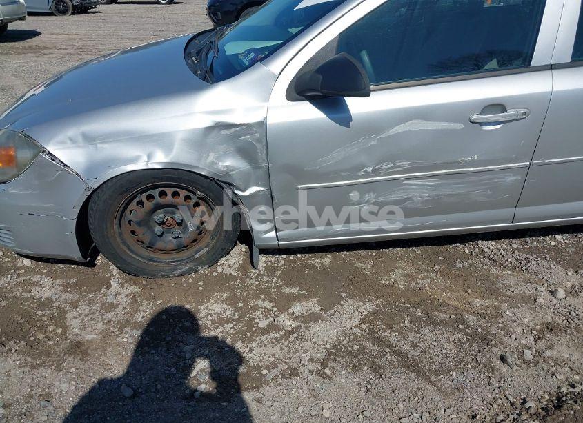 Photo 6 of 2010 Chevrolet Cobalt LS (VIN 1G1AB5F50A7197736)