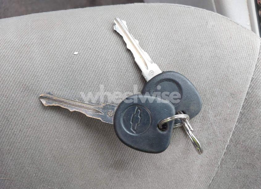 Photo 11 of 2010 Chevrolet Cobalt LS (VIN 1G1AB5F52A7219543)