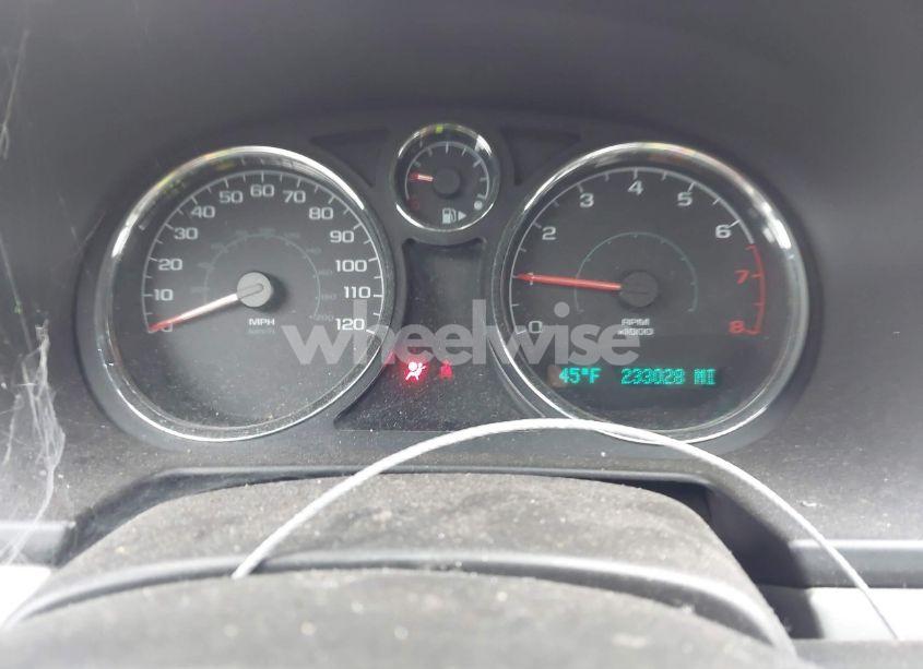 Photo 7 of 2010 Chevrolet Cobalt LS (VIN 1G1AB5F54A7101736)