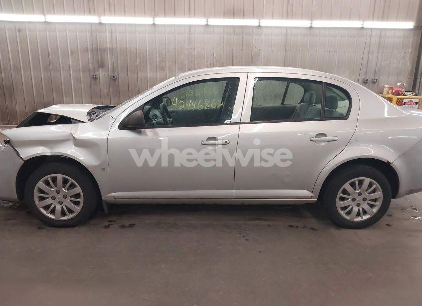 Photo 15 of 2010 Chevrolet Cobalt LS (VIN 1G1AB5F54A7105026)