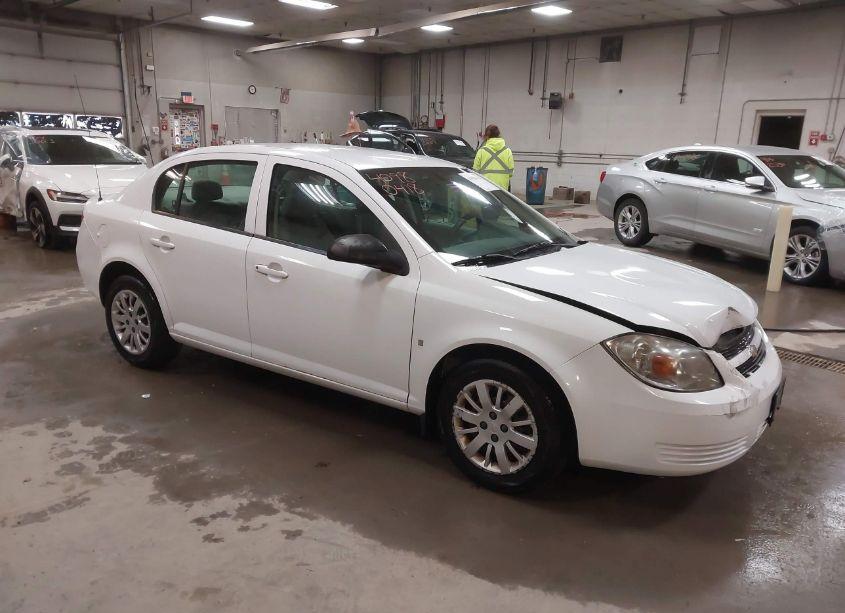 2010 Chevrolet Cobalt LS (VIN 1G1AB5F57A7103576) main photo