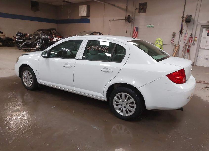 Photo 3 of 2010 Chevrolet Cobalt LS (VIN 1G1AB5F57A7103576)