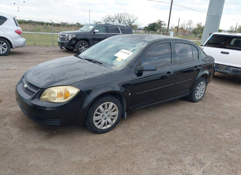 Photo 2 of 2010 Chevrolet Cobalt LS (VIN 1G1AB5F58A7105319)