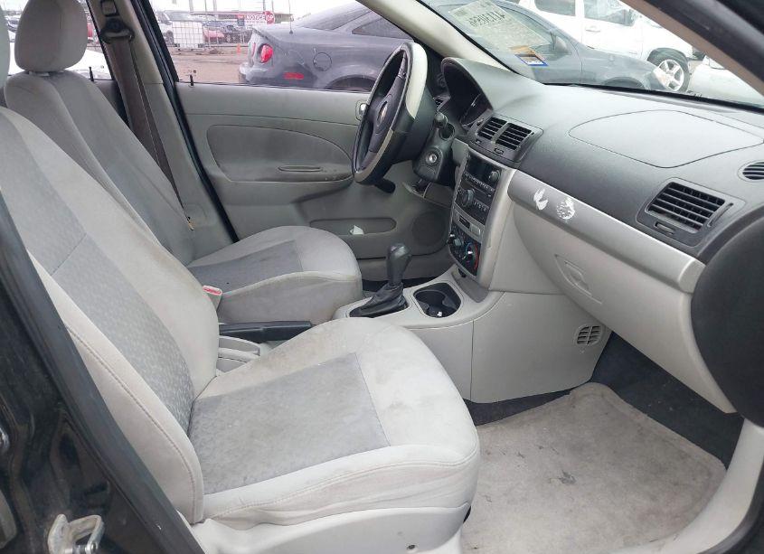 Photo 5 of 2010 Chevrolet Cobalt LS (VIN 1G1AB5F58A7105319)