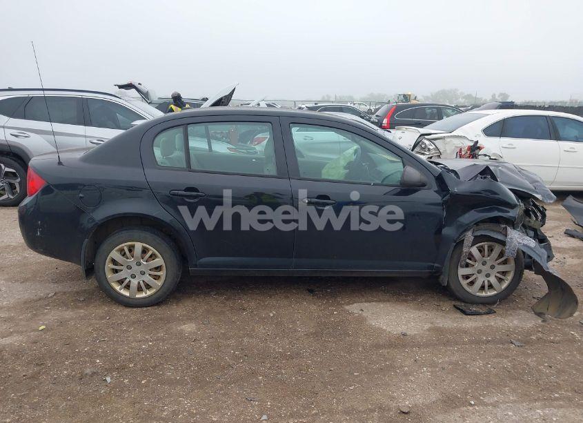 Photo 13 of 2010 Chevrolet Cobalt LS (VIN 1G1AB5F58A7238890)