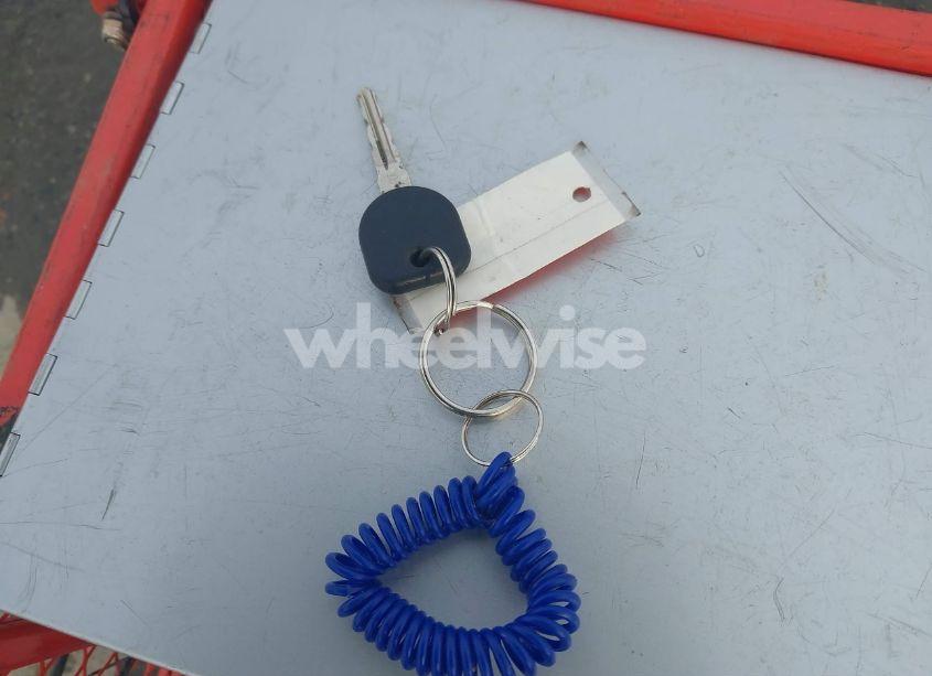 Photo 11 of 2010 Chevrolet Cobalt LT (VIN 1G1AD5F56A7175959)