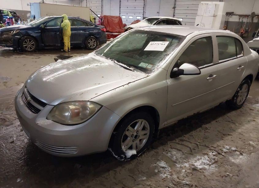 Photo 2 of 2010 Chevrolet Cobalt LT (VIN 1G1AD5F57A7182905)