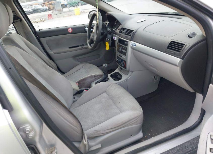 Photo 5 of 2010 Chevrolet Cobalt LT (VIN 1G1AD5F58A7156037)