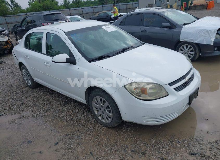 2010 Chevrolet Cobalt LT (VIN 1G1AD5F5XA7132242) main photo