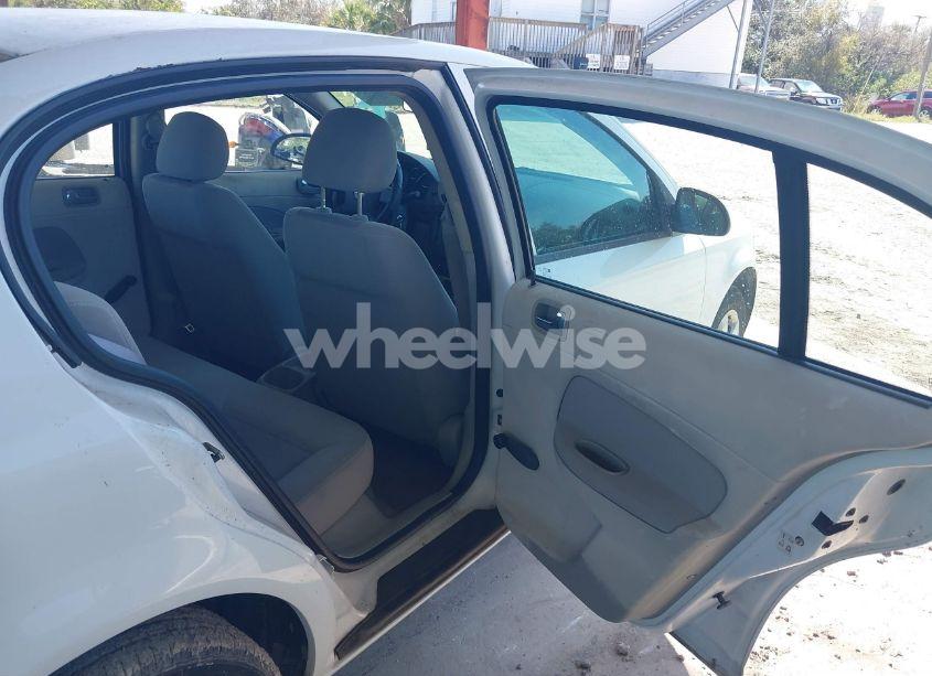 Photo 8 of 2005 Chevrolet Cobalt (VIN 1G1AK52F057534605)