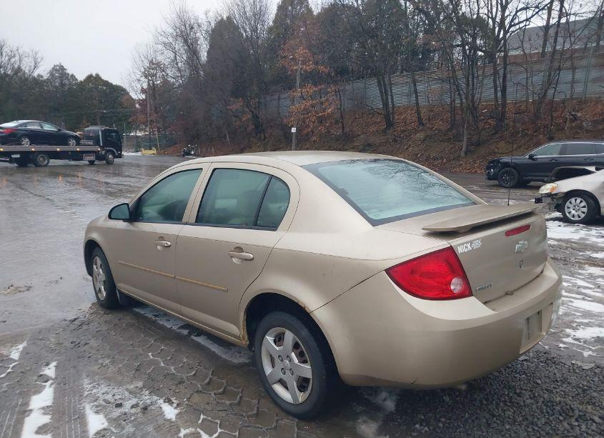 Photo 3 of 2005 Chevrolet Cobalt (VIN 1G1AK52F357504935)