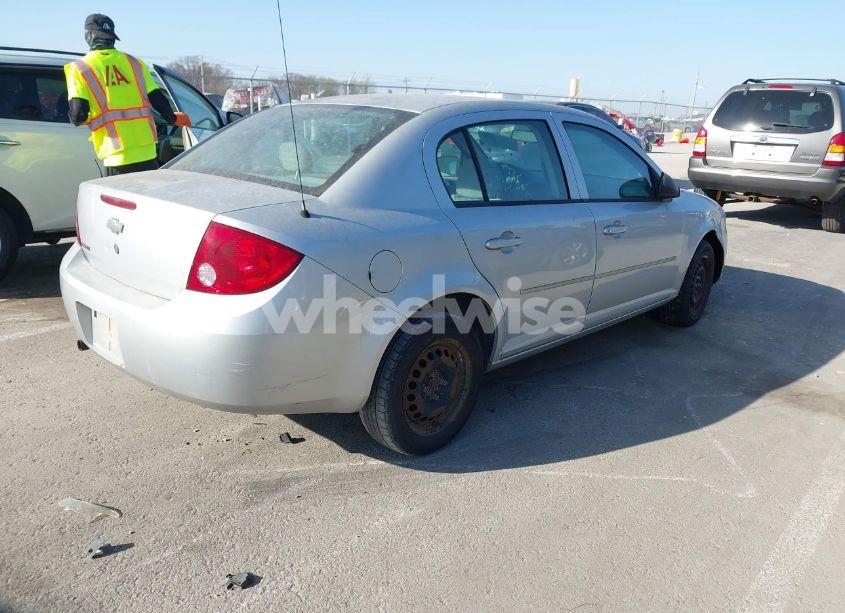 Photo 4 of 2005 Chevrolet Cobalt (VIN 1G1AK52F557513913)