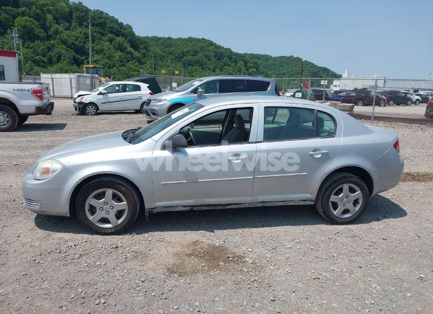 Photo 14 of 2005 Chevrolet Cobalt (VIN 1G1AK52F657536617)