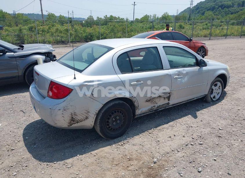 Photo 4 of 2005 Chevrolet Cobalt (VIN 1G1AK52F657536617)