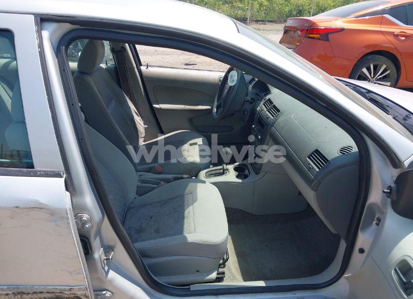 Photo 5 of 2005 Chevrolet Cobalt (VIN 1G1AK52F657536617)