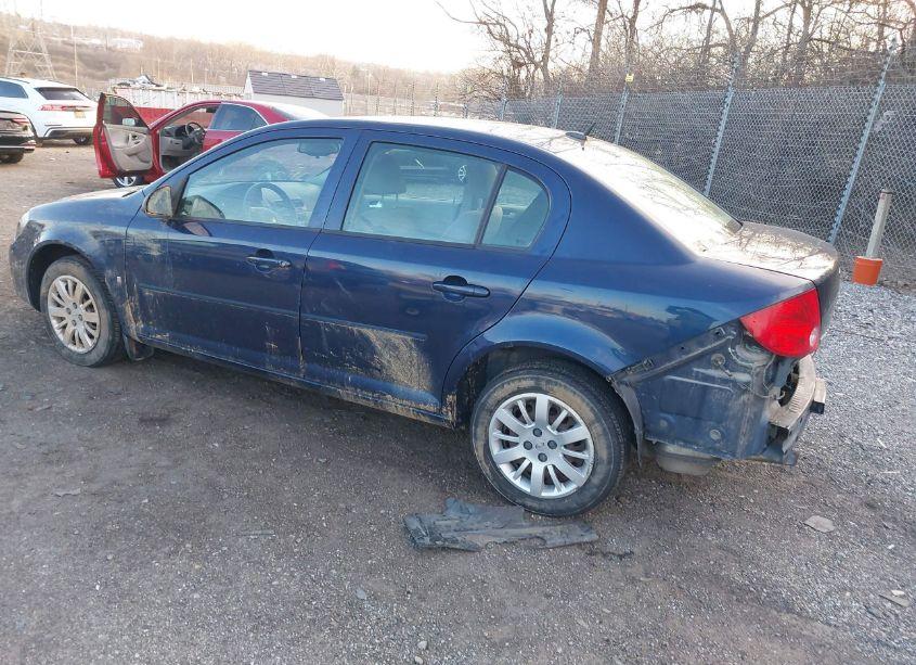 Photo 3 of 2009 Chevrolet Cobalt LS (VIN 1G1AK58H797220707)