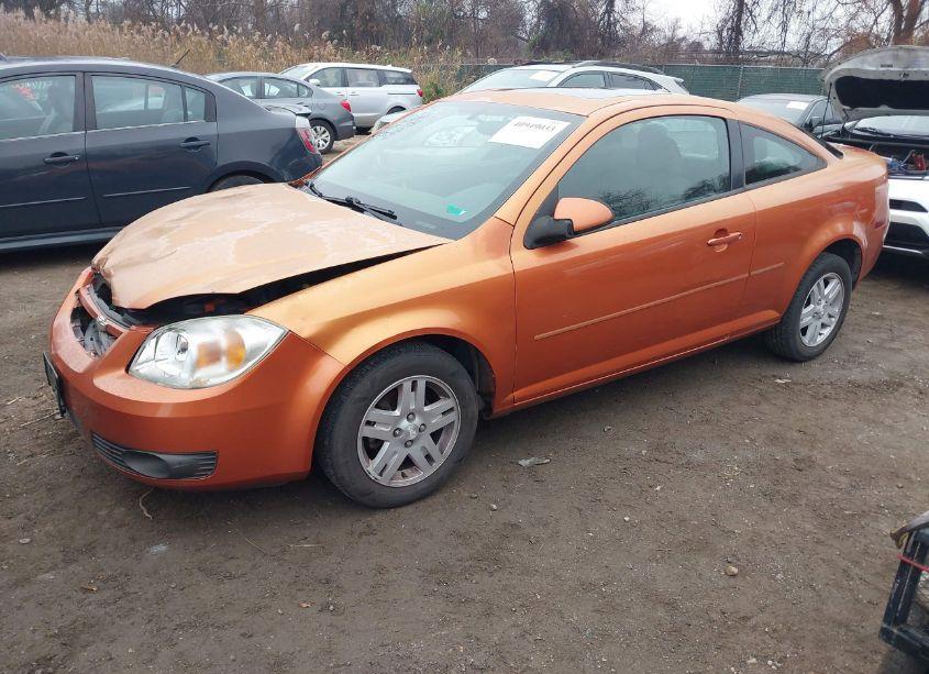 Photo 2 of 2005 Chevrolet Cobalt LS (VIN 1G1AL12F057615271)