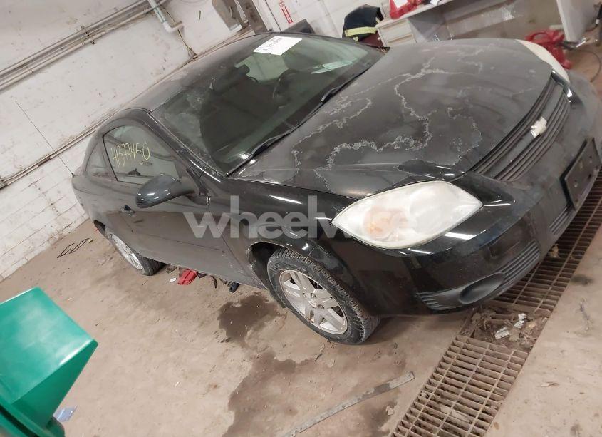 2005 Chevrolet Cobalt LS (VIN 1G1AL12F257643315) main photo