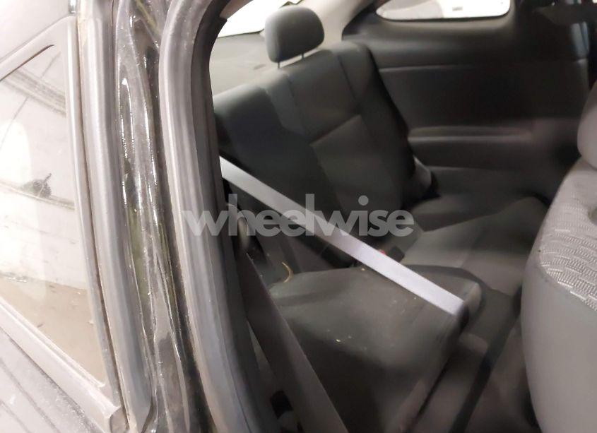 Photo 8 of 2005 Chevrolet Cobalt LS (VIN 1G1AL12F257643315)