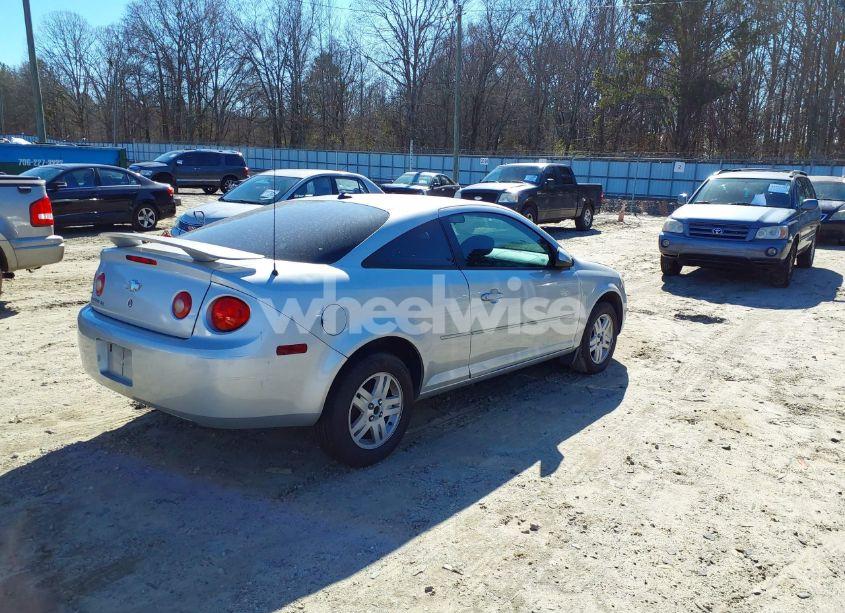 Photo 4 of 2005 Chevrolet Cobalt LS (VIN 1G1AL12F757605093)