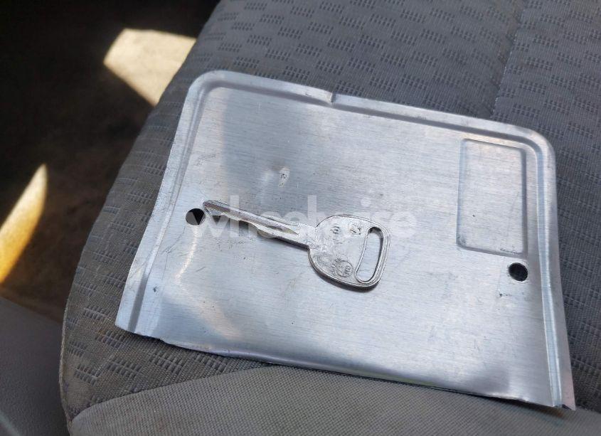 Photo 11 of 2005 Chevrolet Cobalt LS (VIN 1G1AL52FX57516285)