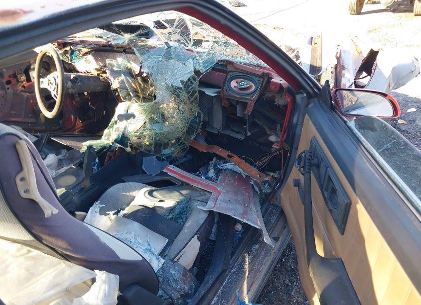 Photo 5 of 1982 Chevrolet Camaro (VIN 1G1AP87H2CL136619)