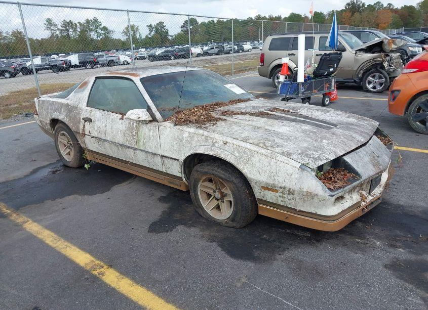 1983 Chevrolet Camaro (VIN 1G1AP87HXDN115121) main photo