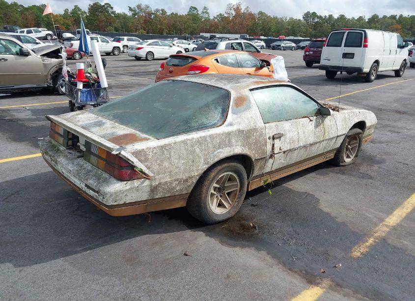 Photo 4 of 1983 Chevrolet Camaro (VIN 1G1AP87HXDN115121)