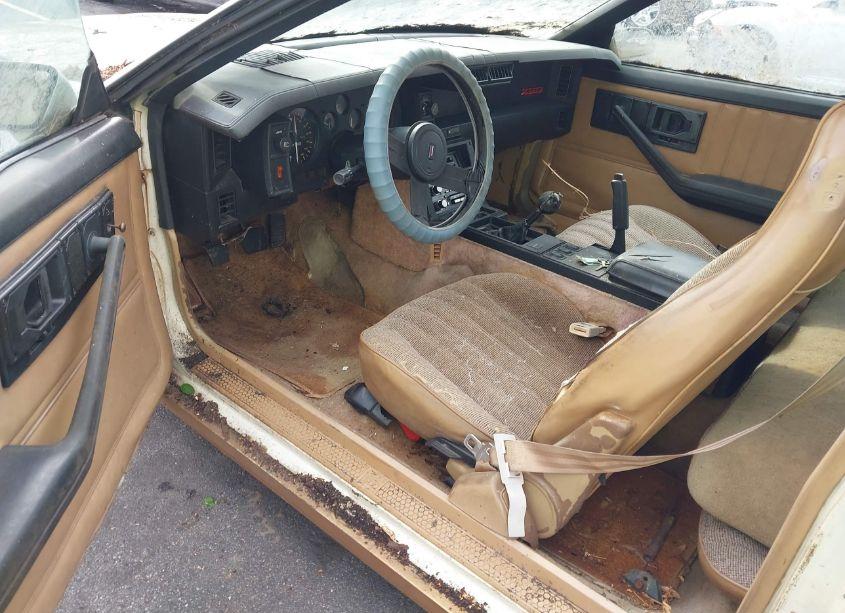 Photo 5 of 1983 Chevrolet Camaro (VIN 1G1AP87HXDN115121)
