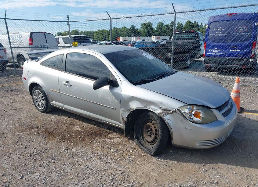 2009 Chevrolet Cobalt LS (VIN 1G1AS18H097126726) main photo
